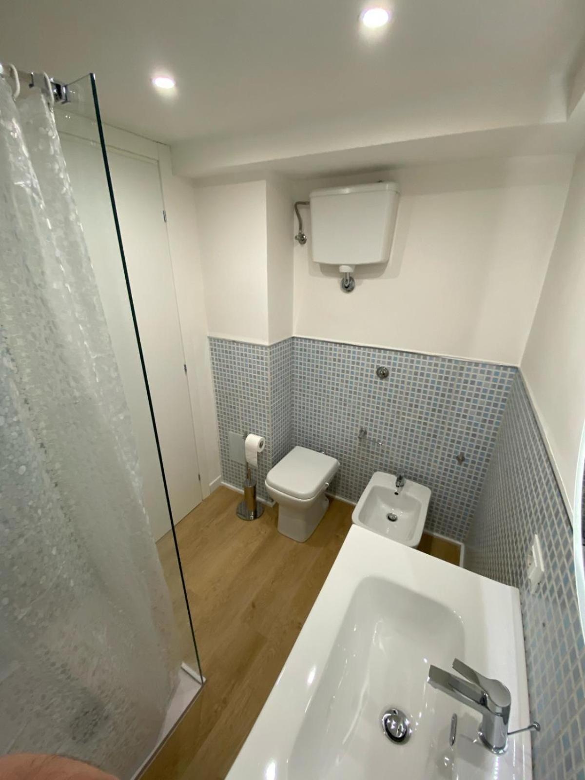 Oasi Central - Appartamento In Pieno Centro Триест Екстериор снимка